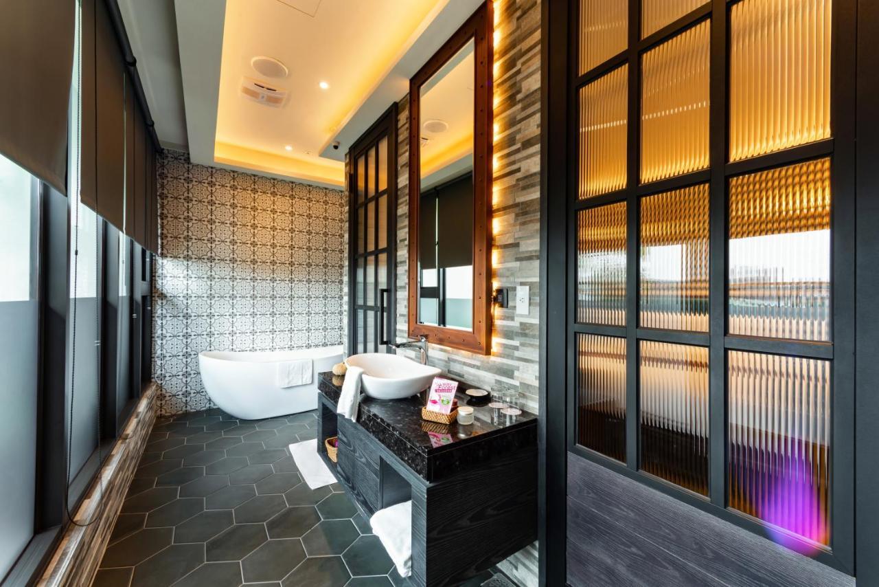 Norway Forest Motel - Wen Chuang Branch Taichung Extérieur photo
